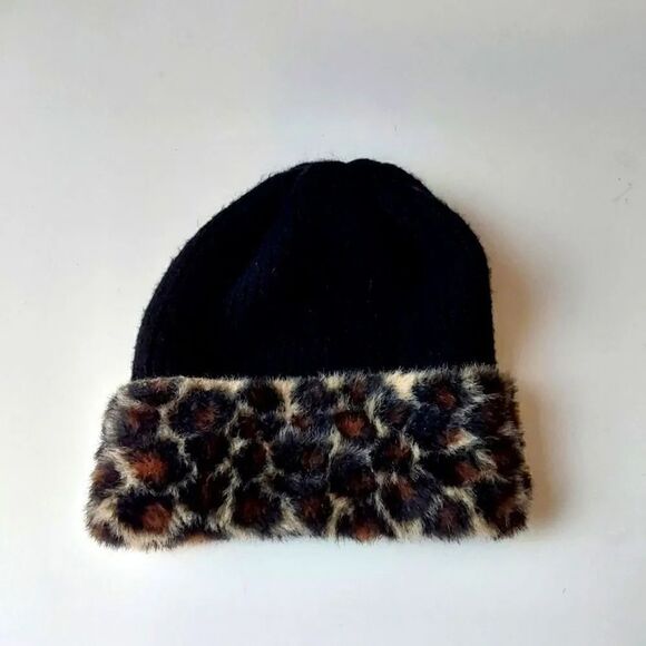 Kids Beanie/Toboggan  - Picture 1 of 4